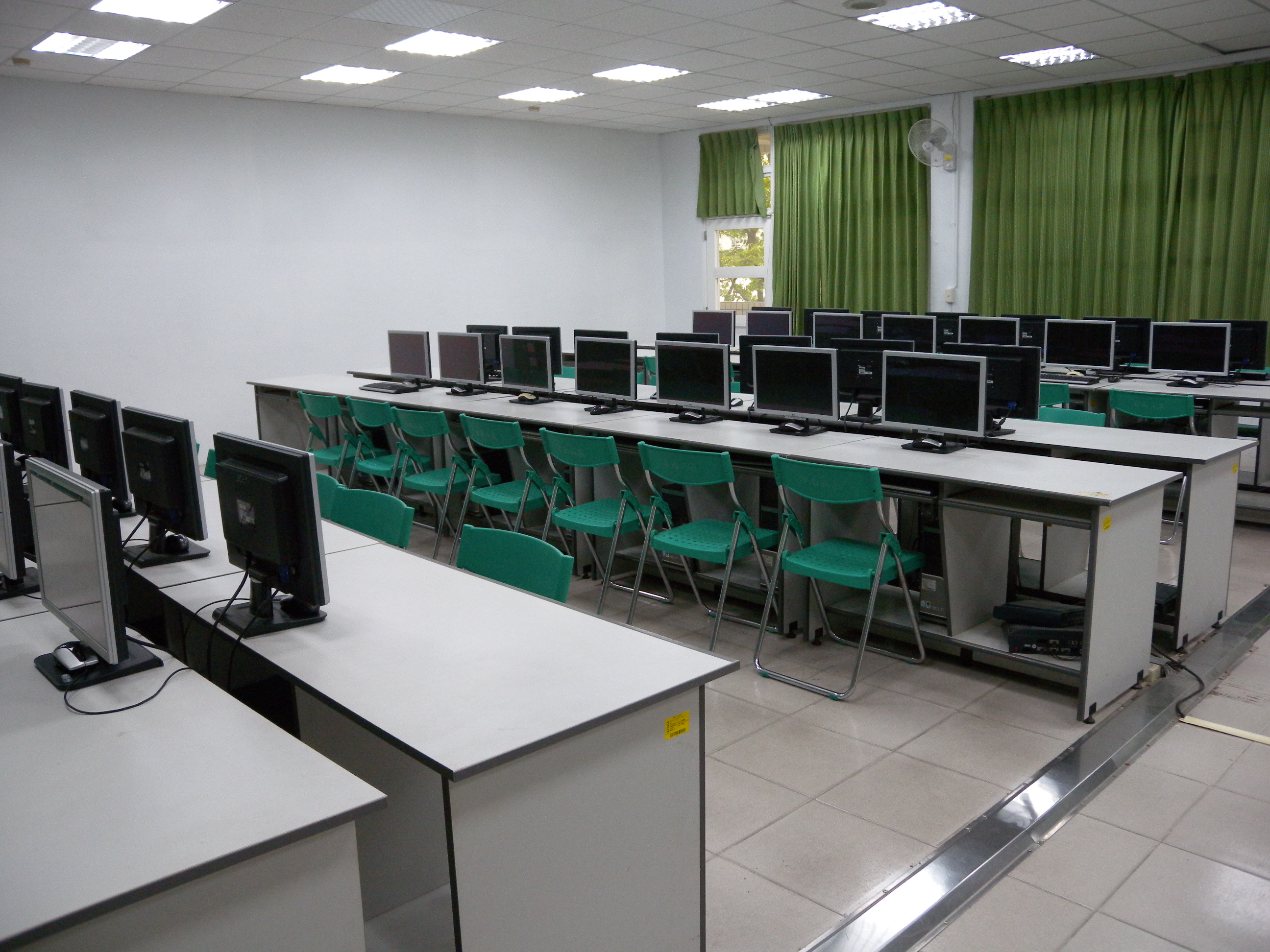 電腦教室1